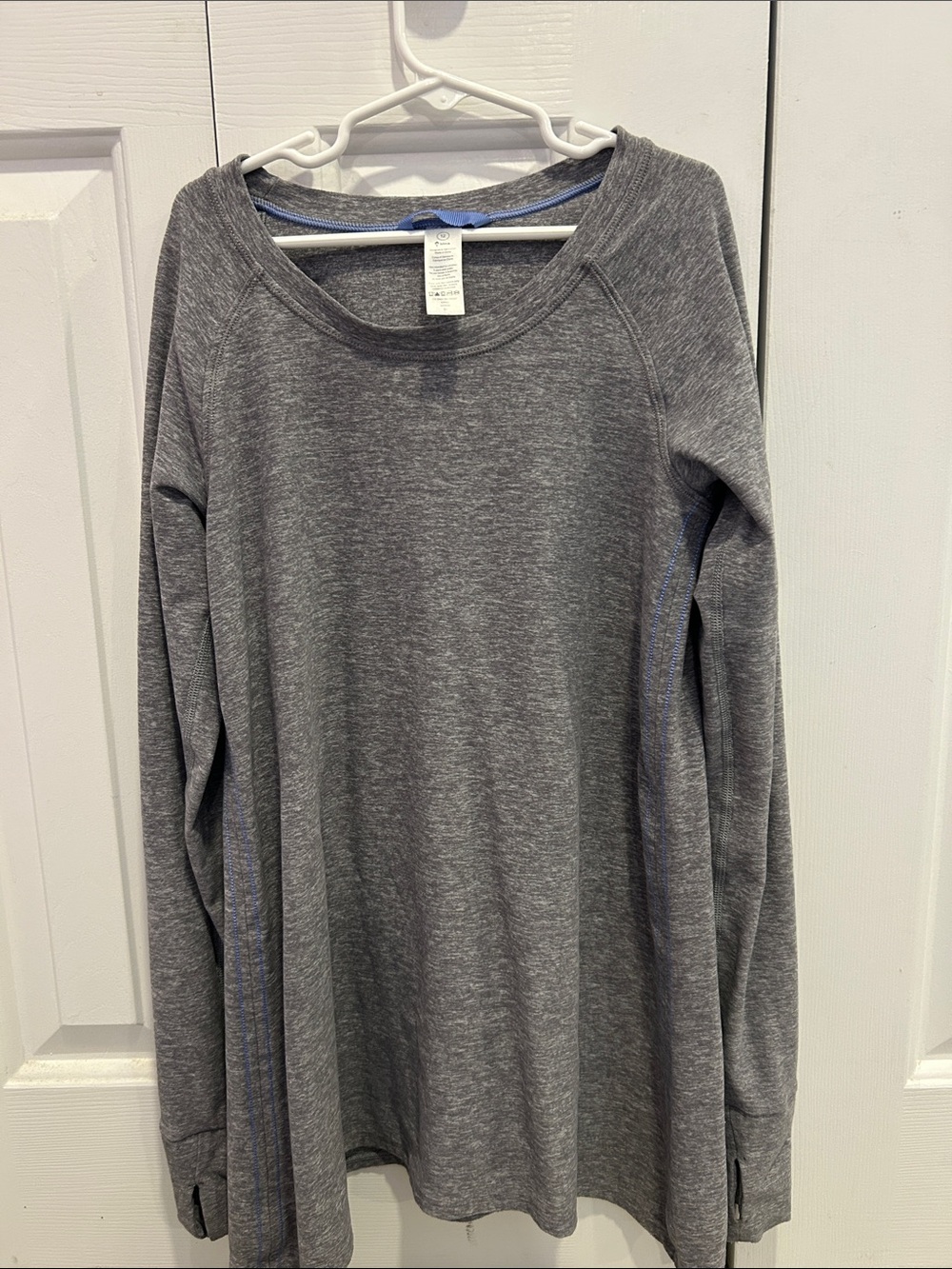 Ivivva Girls' Gray Long-Sleeve Active Top